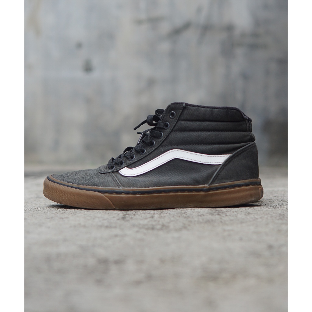 VANS SK8 HI WARD HI BLACK GUM size 43 PRELOVED HITAM COKLAT ORIGINAL - GR00002 sk8hi high bmx