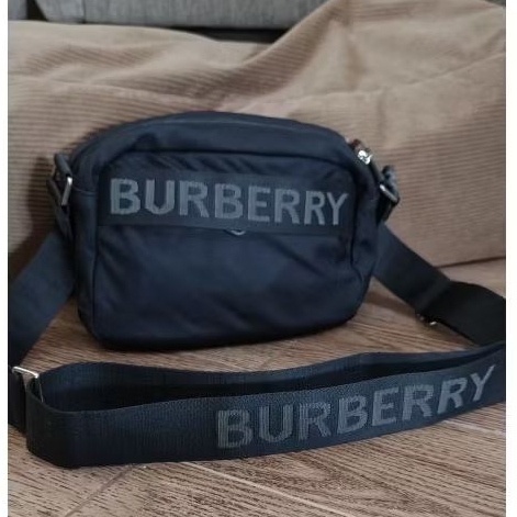 Tas Sling Burberry (second)