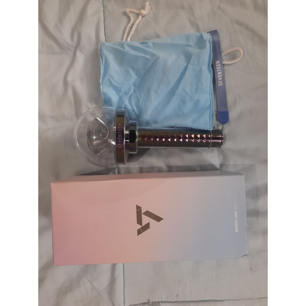 PRELOVED CARATBONG (Lightstick Seventeen ver.3)