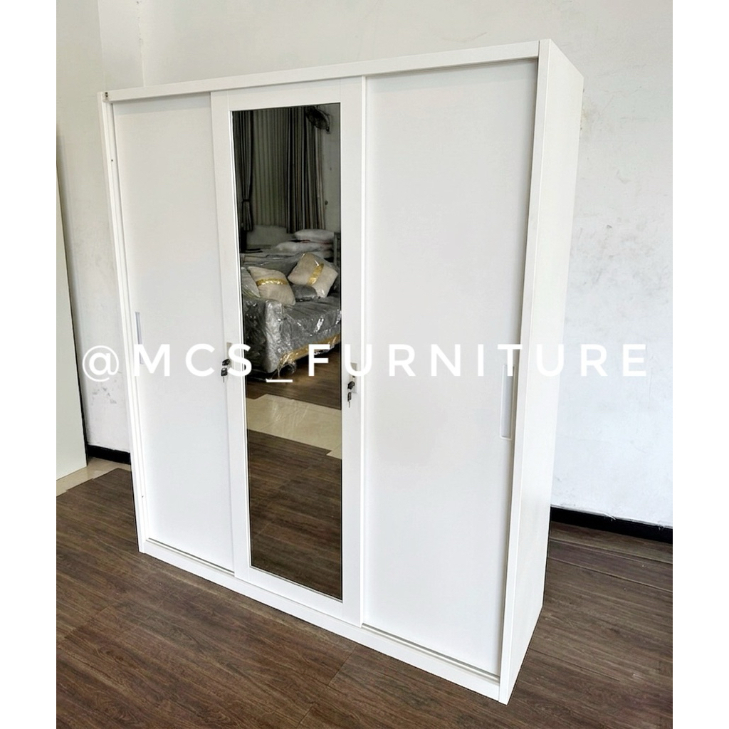 Lemari Besi Baju Pakaian Sliding 4 Pintu Mebel Furniture Semarang