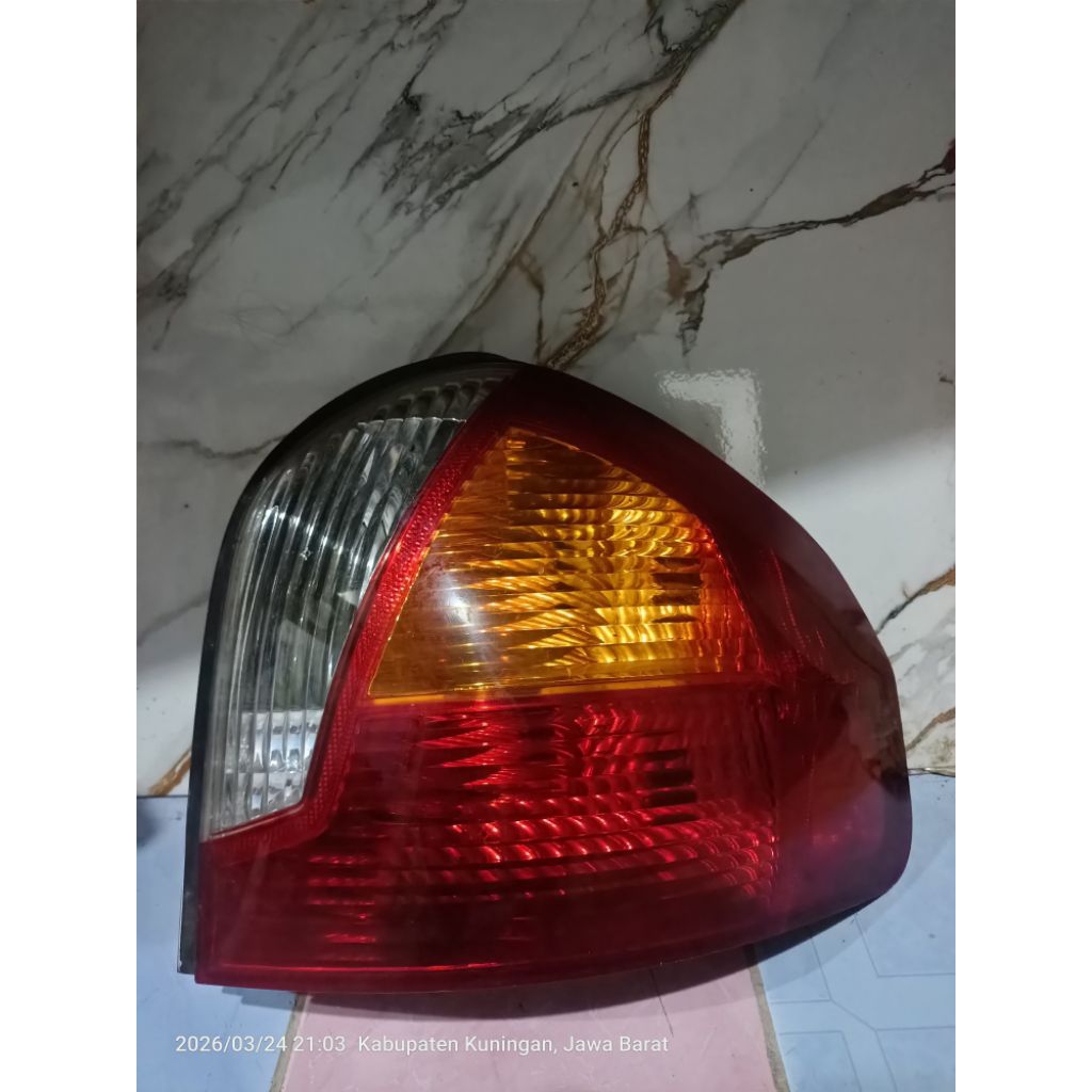 stoplamp hyundai santa fe 2001 2,7 L