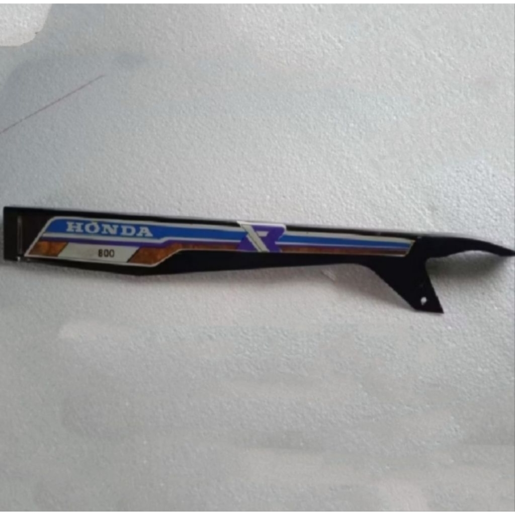 TUTUP KATENGKAS RANTAI C70 C700 C800 IMP