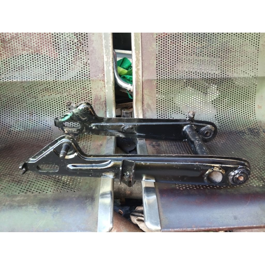 swing arm sapit urang honda CB 100 CB 125 original