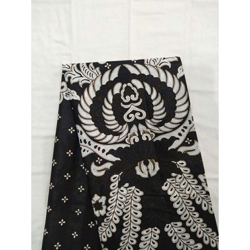 KAIN BATIK PREMIUM 2 METER / BATIK HITAM COKLAT SIMPEL / BATIK PUTIH / HAMPERS PERNIKAHAN / BINGKISA