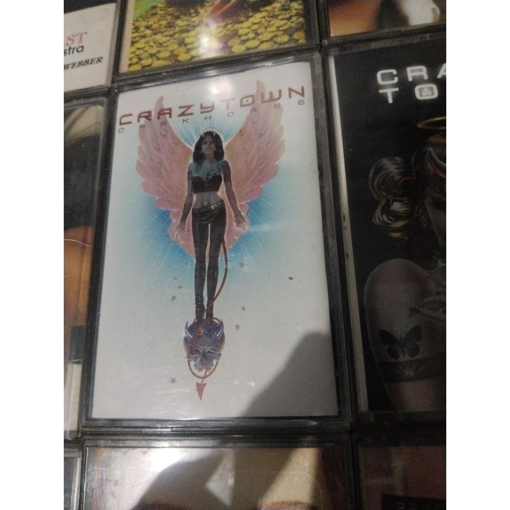 kaset pita crazy town 2 album