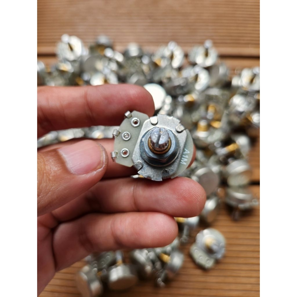 Potensio Gitar Alpha Korea A1M