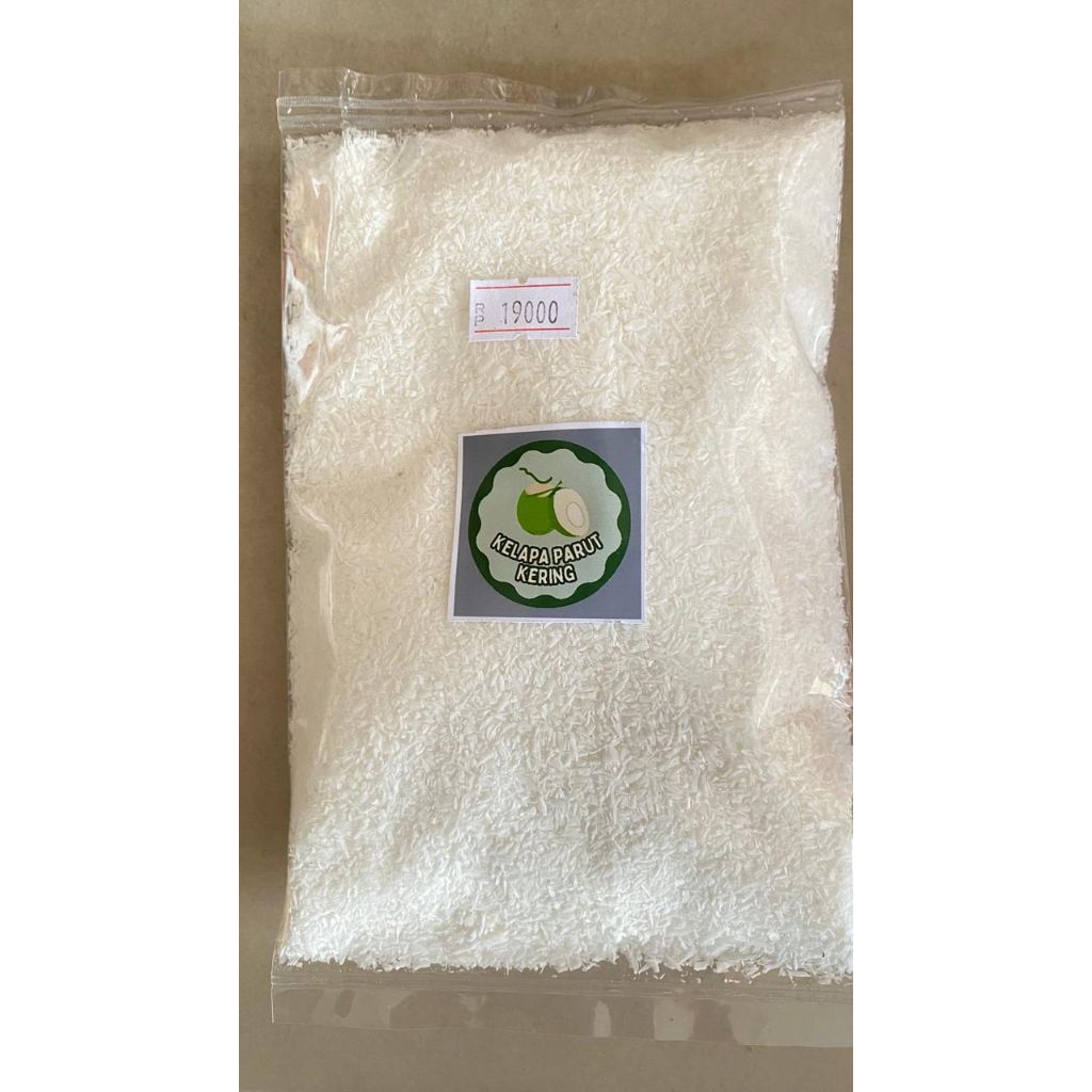 kelapa parut kering