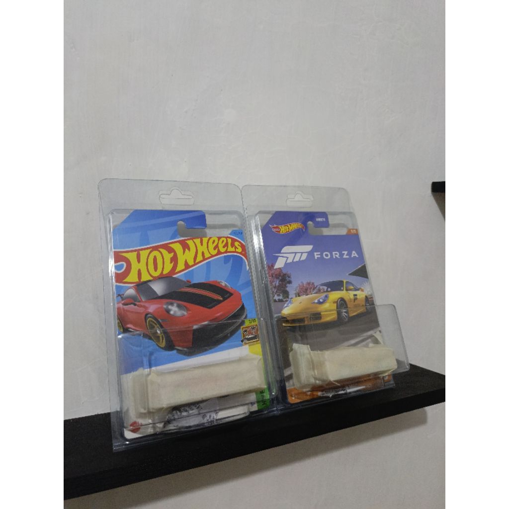 Hotwheels Porsche 911 gt3 2pcs (free protektor)