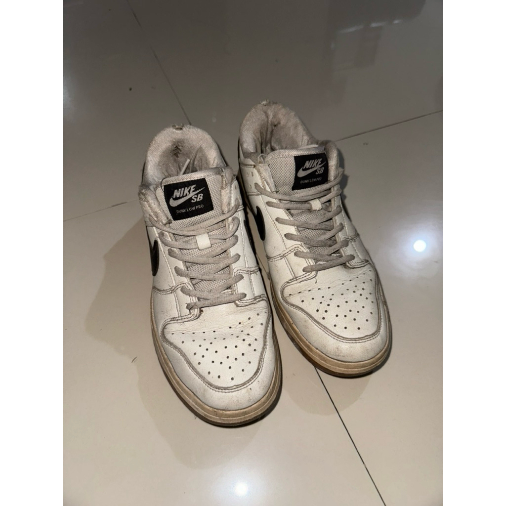 preloved sepatu nike