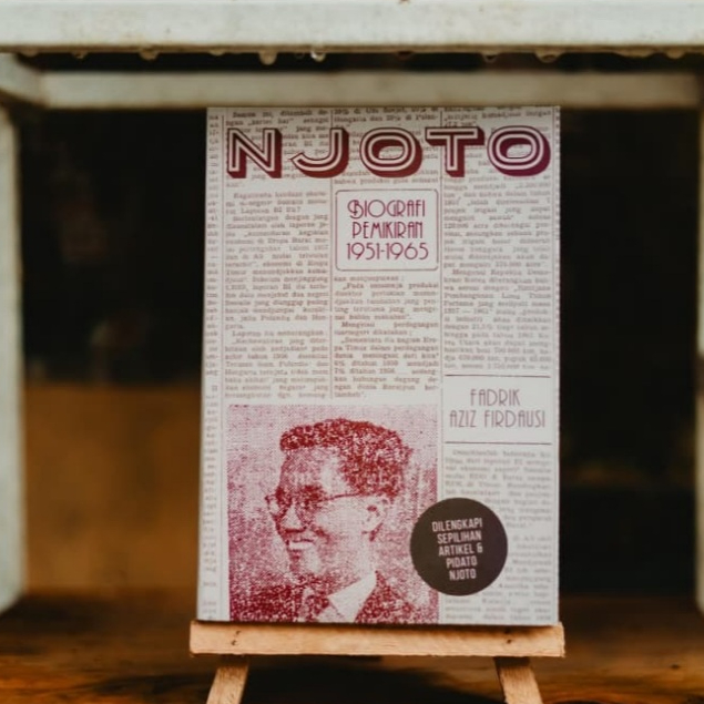 Buku Njoto: Biografi Pemikiran 1951-1965