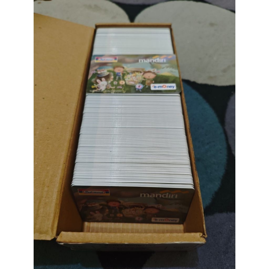 (GROSIR) Kartu E-Money Mandiri Original Motif ACAK/ Kartu Mandiri/ E-money Mandiri/ E-Money Card/ E-