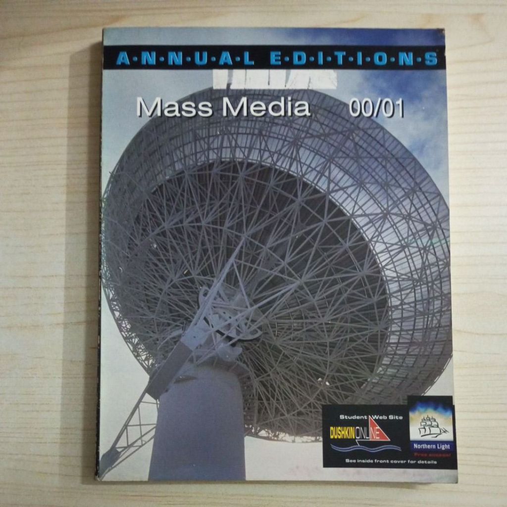 BUKU ANNUAL EDITIONS MASS MEDIA