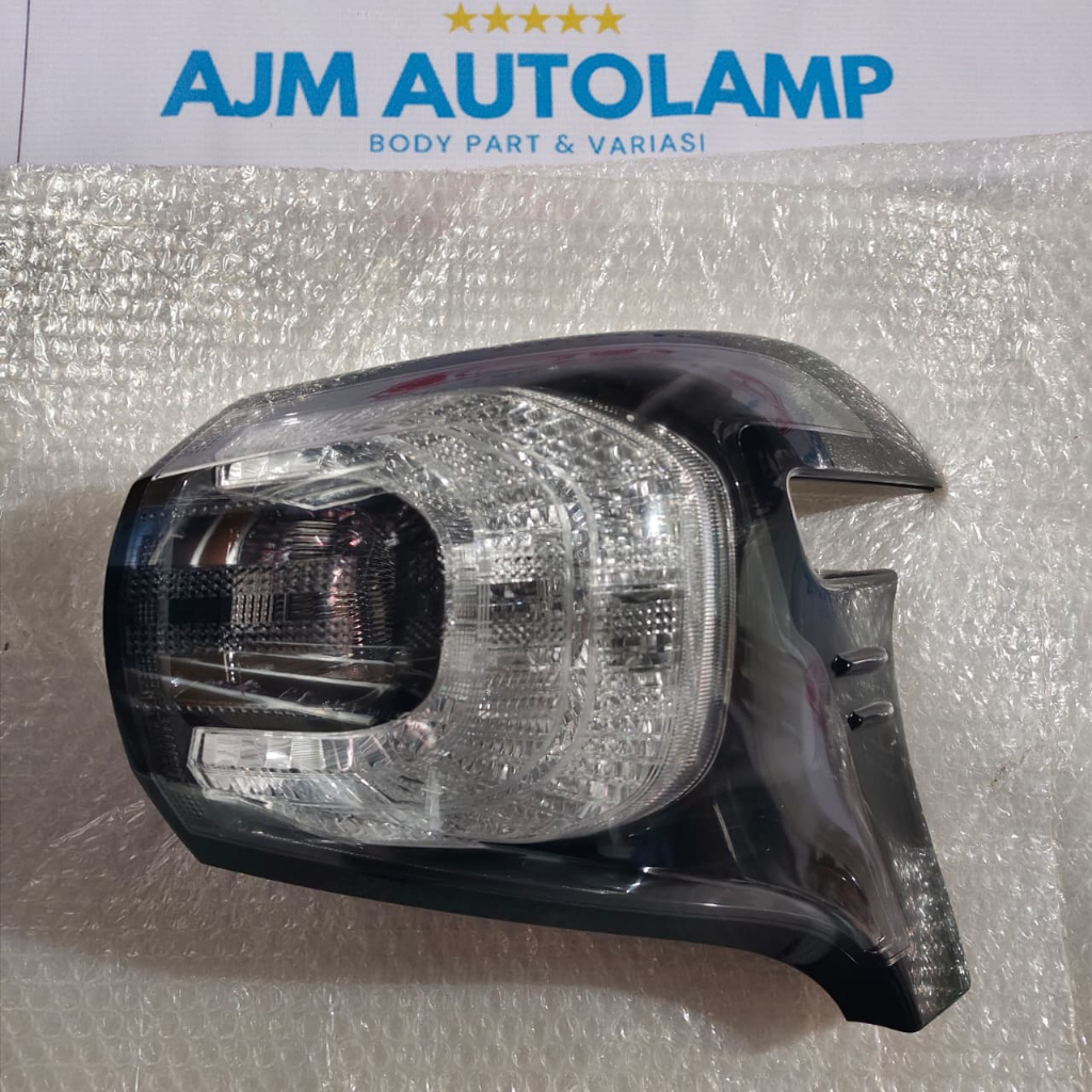 StopLamp Lampu Belakang Toyota Sienta Type G/V Original