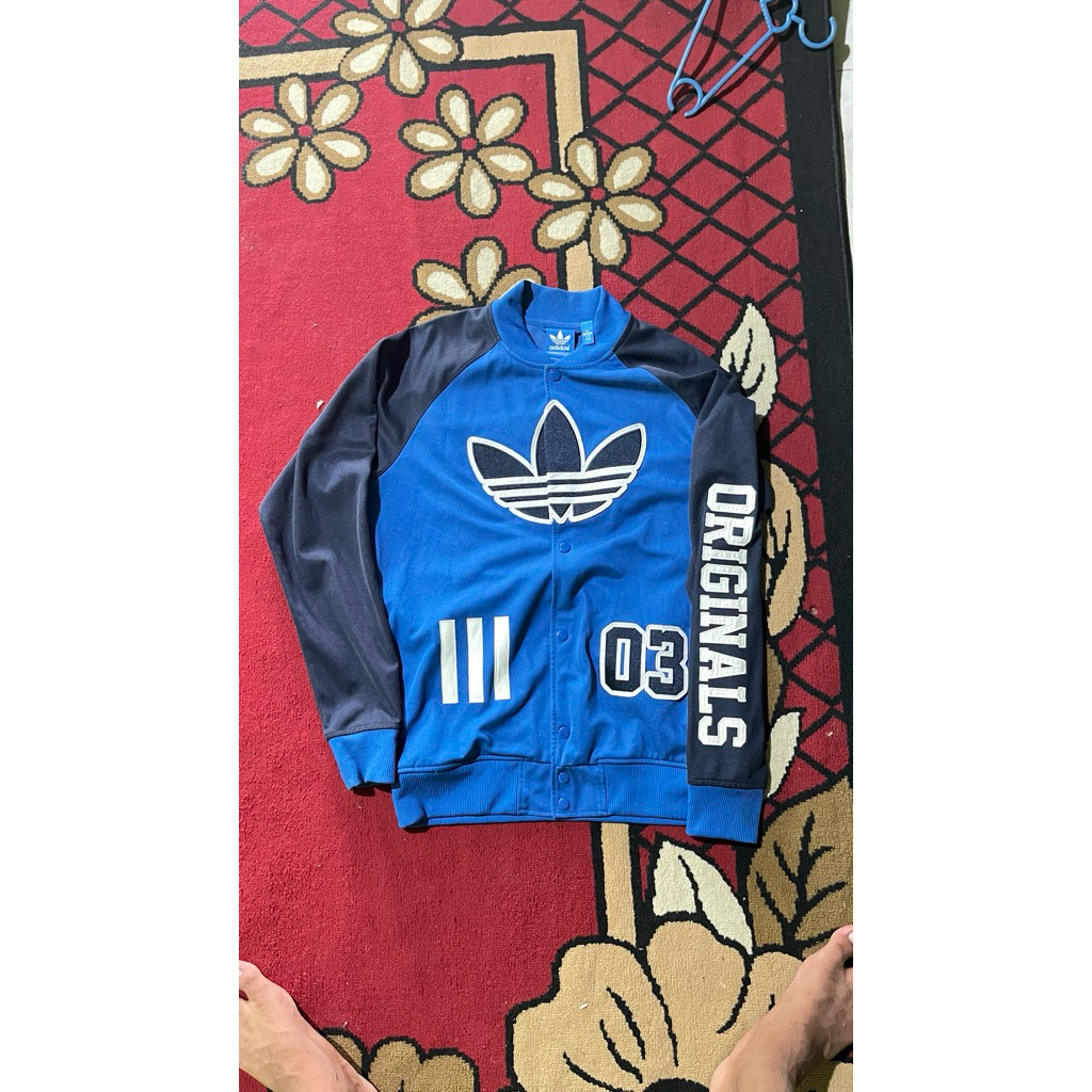 varsity Adidas