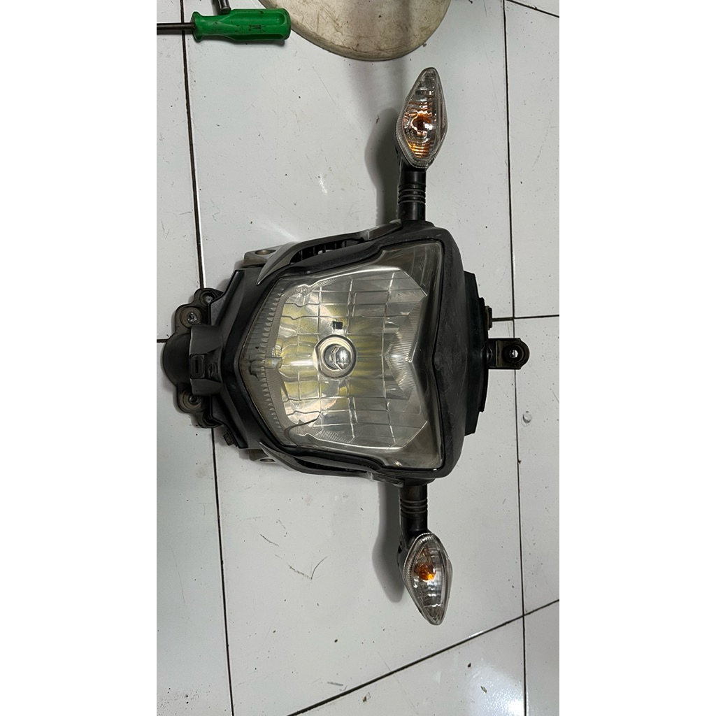 lampu depan set lengkap original honda old cb150r