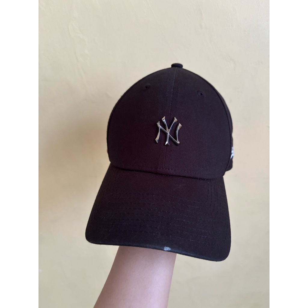 preloved Topi new era black