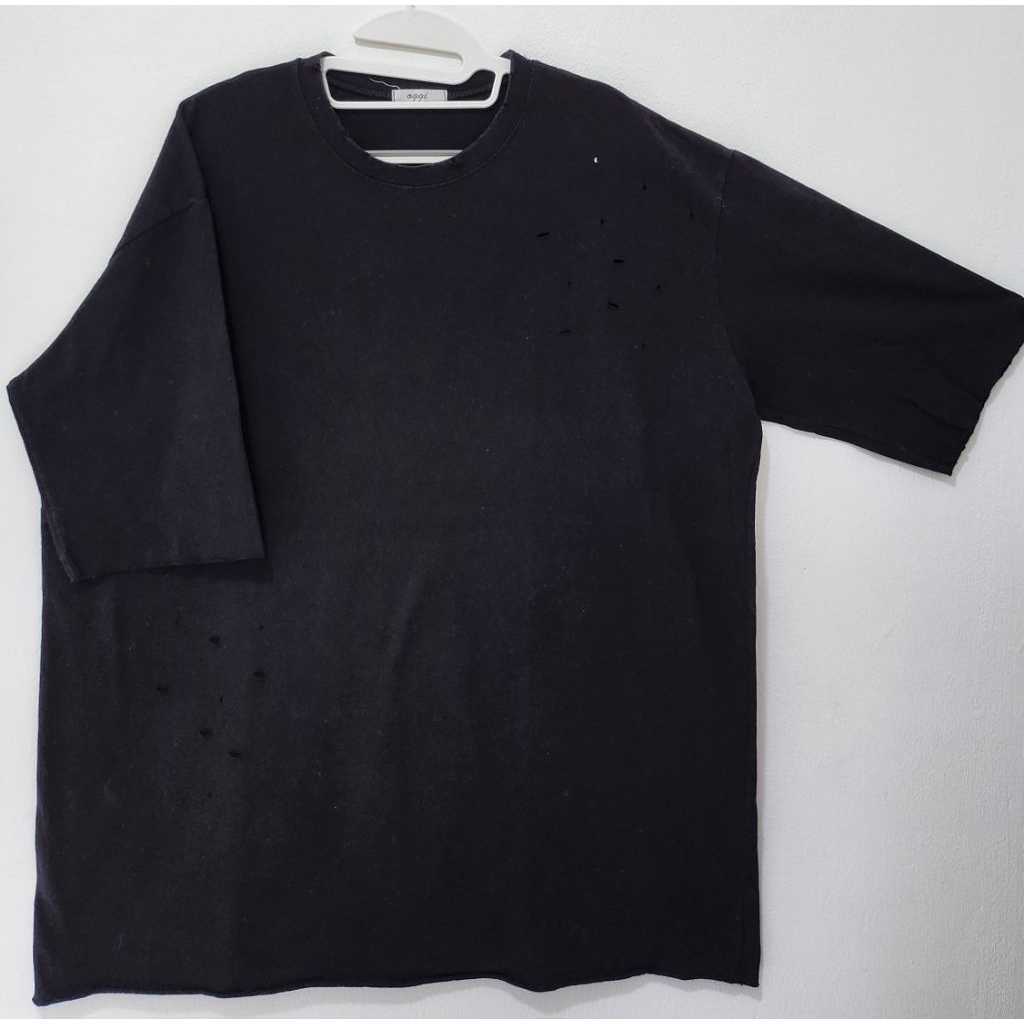 Kaos Katun Pria Sobek/Ripped & Unfinished Oggi