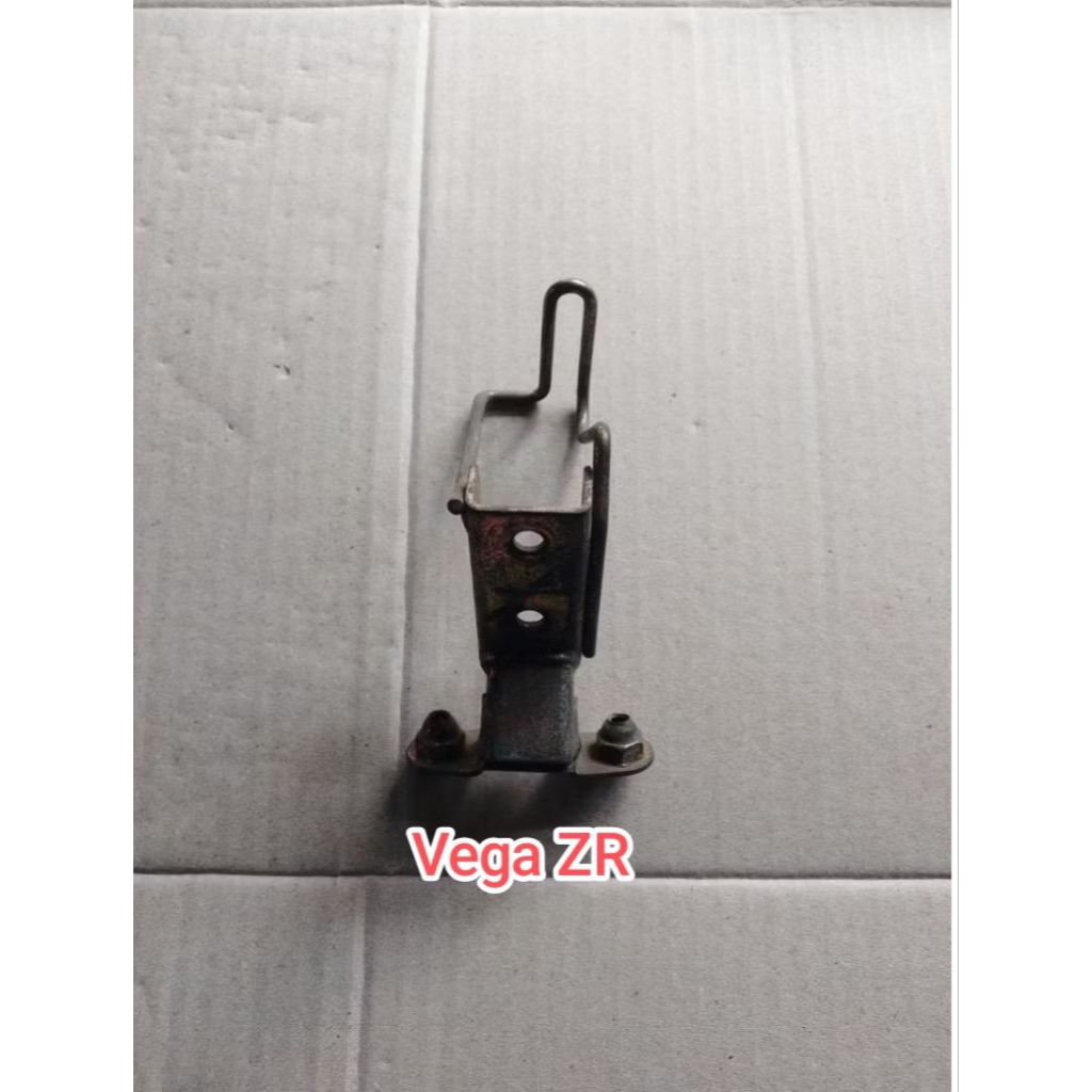 Dudukan Breket Tameng, Vega ZR,Vega RR.(Orginal)