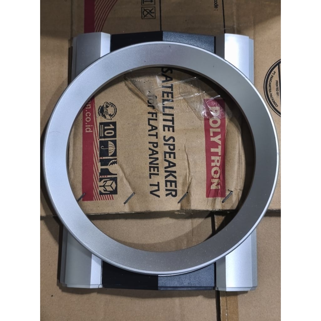 cover depan speaker aktif 8 inc