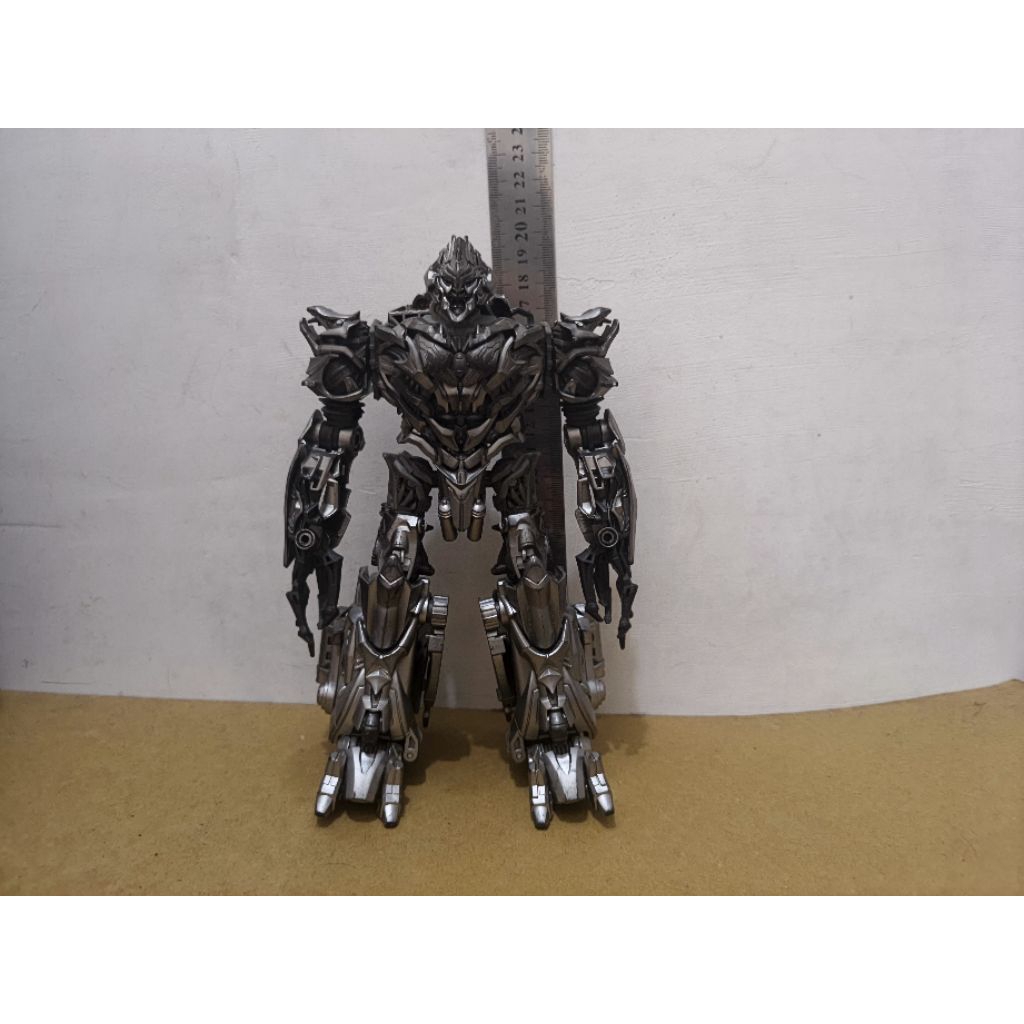 Transformers Megatron 2007 Studio Series 54 SS54 Hasbro