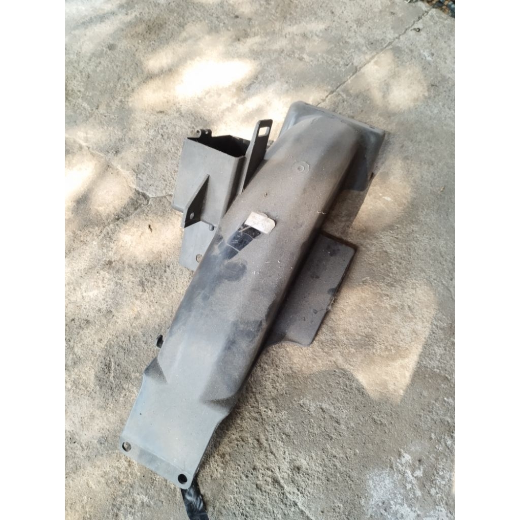 spakbor kolong suzuki crystal