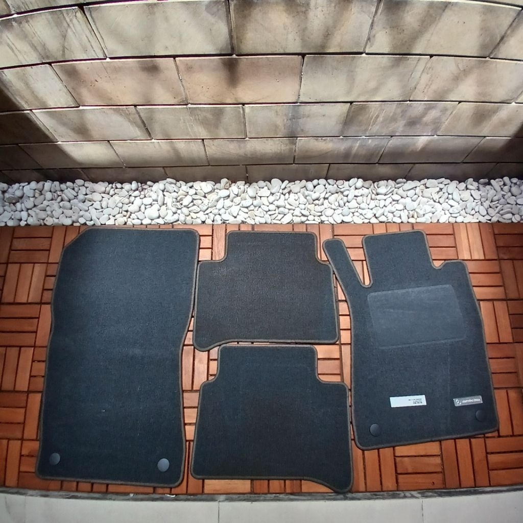 Karpet W211 Mercedes Benz