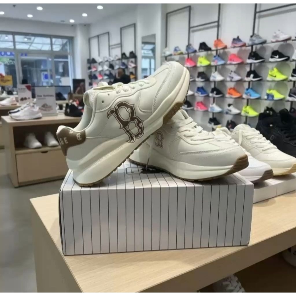 ORIGINAL SEPATU MLB BY MLB