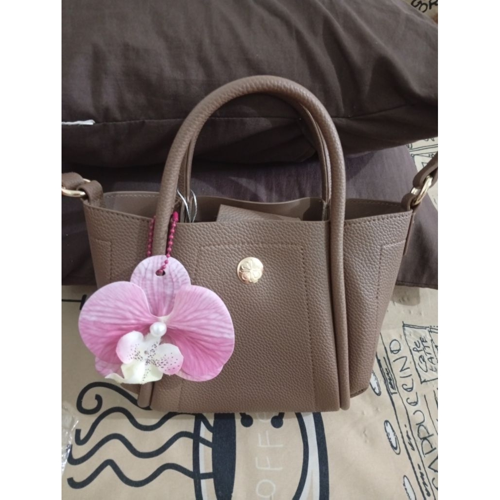 tas selempang les catino