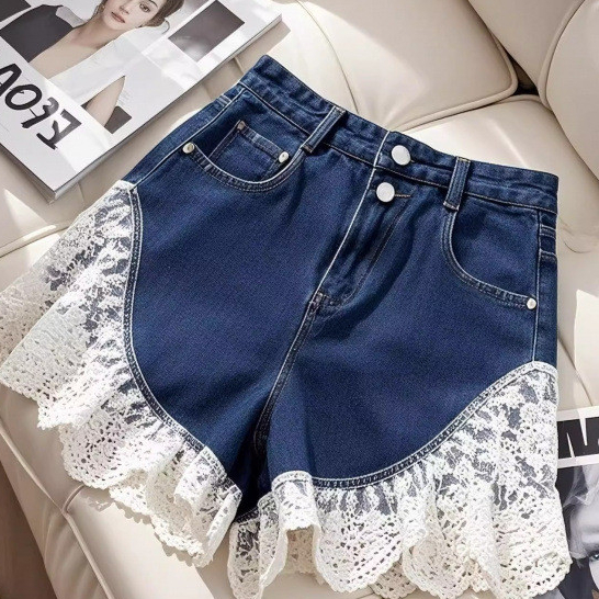 Fashionable and Exquisite Lace Trim Denim Shorts for Women
