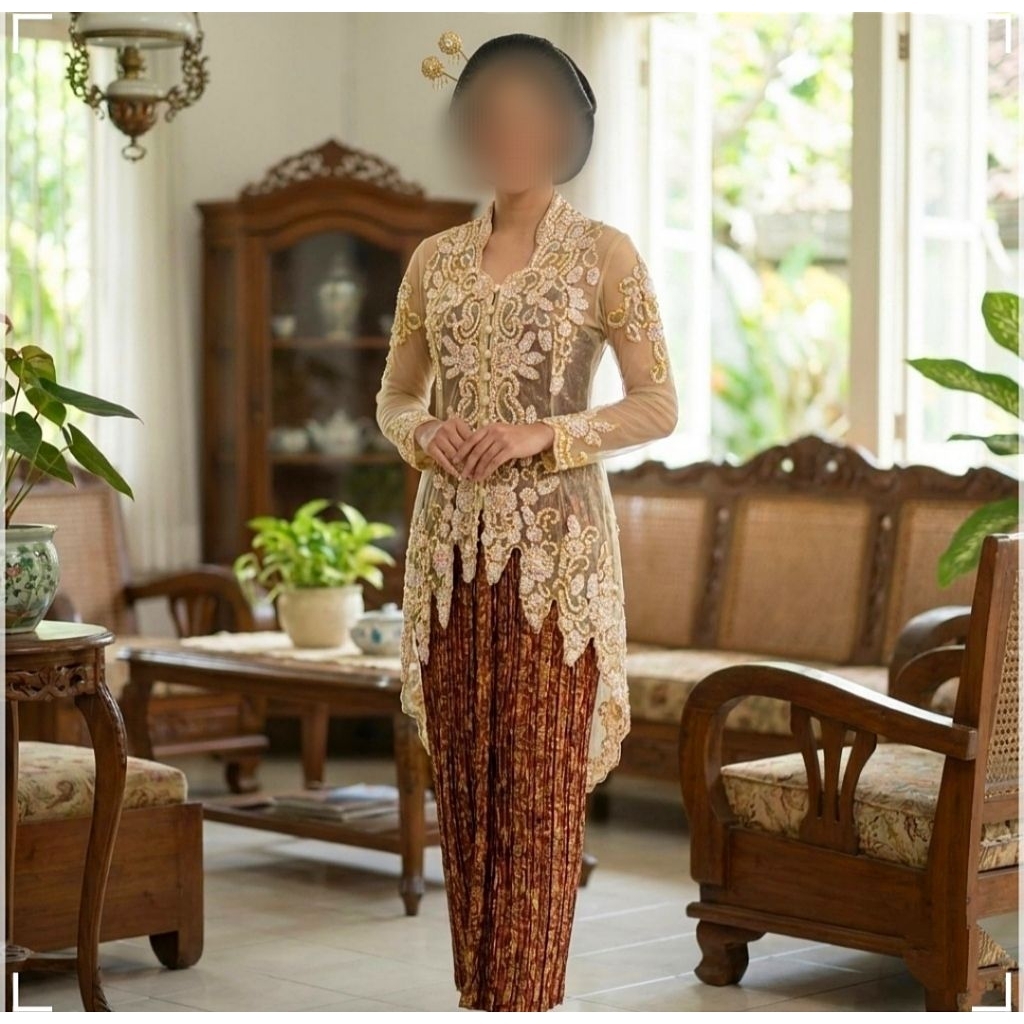 Set Kebaya Brokat Manik-Manik Mute-Mute Akad Wisuda Pesta Cream Gold
