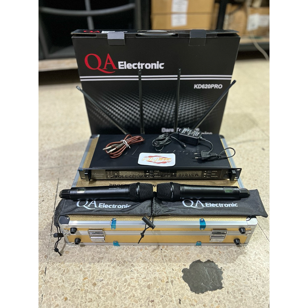 Mic Wireless QA Electronic KD620pro Warna Hitam KD 620 Original By RDW UHF 2 Mic Genggam 100 Meter P