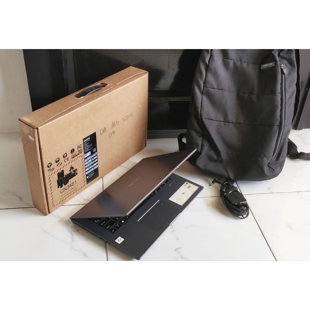 Laptop Asus M409D - Amd Athlon