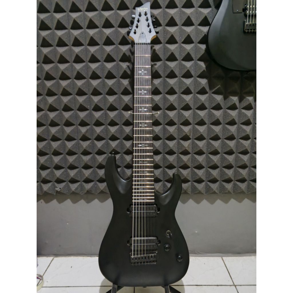 gitar elektrik schecter demon 8 string