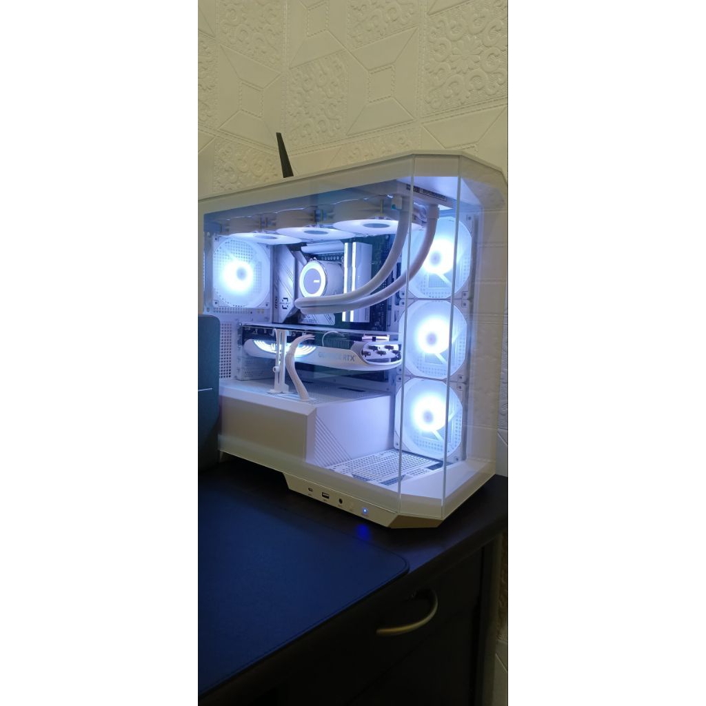 PC Gaming Full White Intel i7 14700kf 32gb RTX 4070 TI SUPER 16GB
