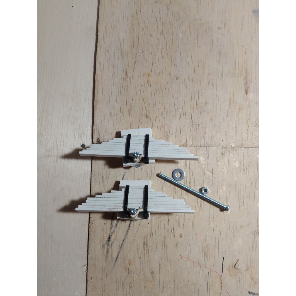 Per Tronton Untuk Miniatur Truk Plastik 2 Pcs (Double Gardan)
