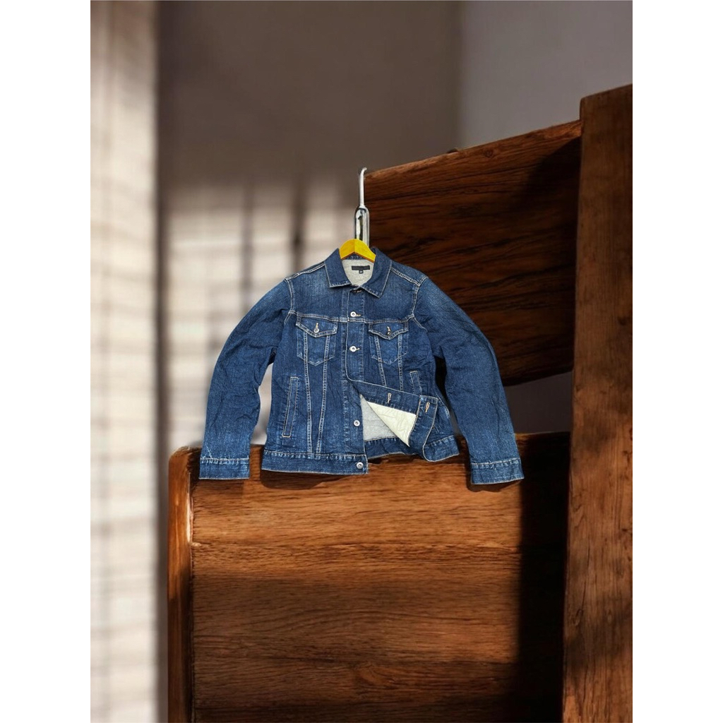 UNIQLO DENIM JACKET
