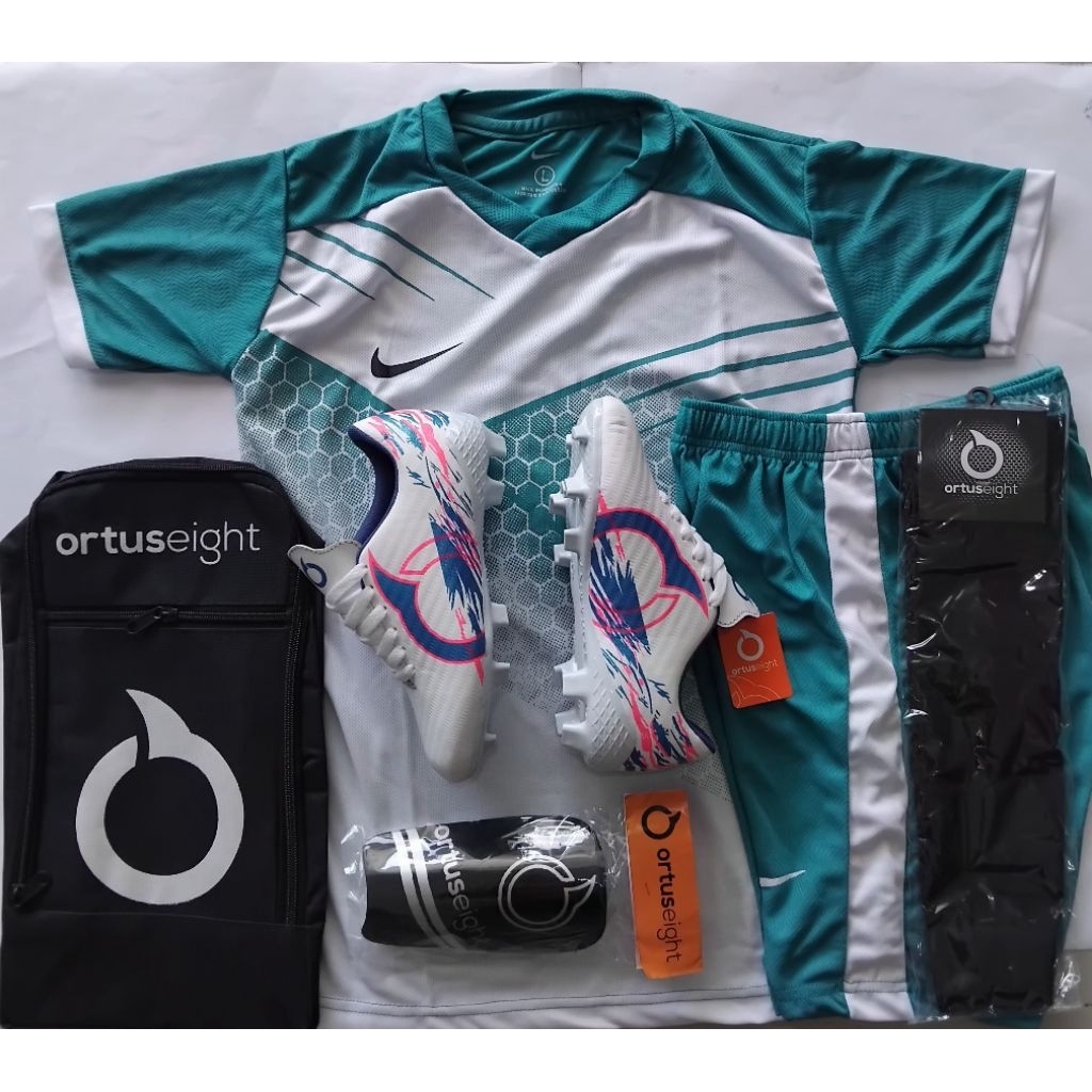 SEPATU BOLA ANAK PAKET  KOMPLIT