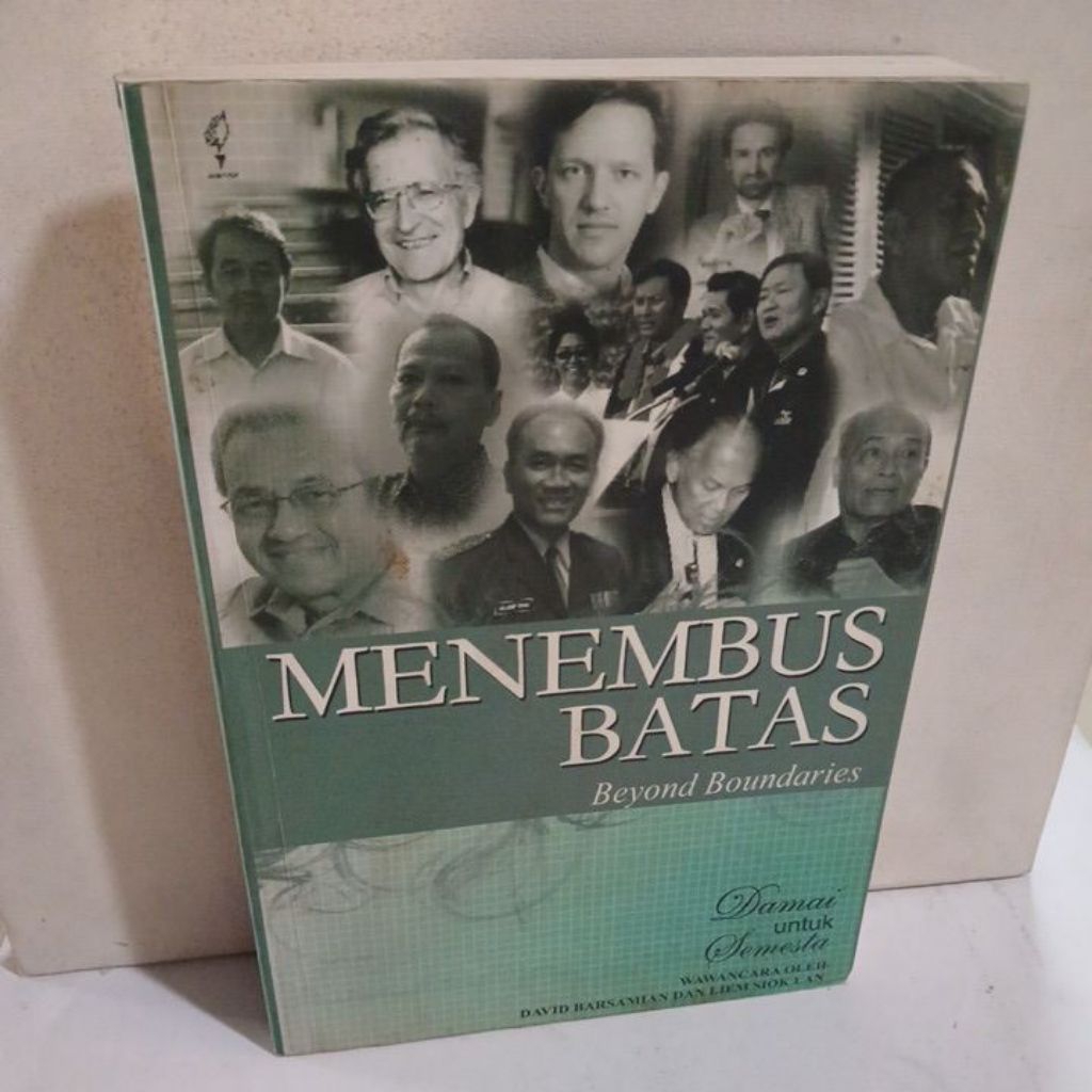 Buku MENEMBUS BATAS (BEYOND BOUNDARIES) DAMAI UNTUK SEMESTA