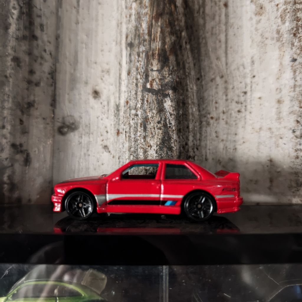 Hotwheels BMW M3 E30 Merah Loose