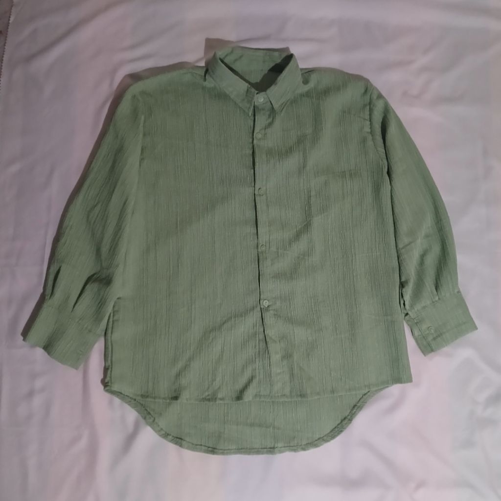 Kemeja Wanita Women Shirt Hijau Sage Preloved