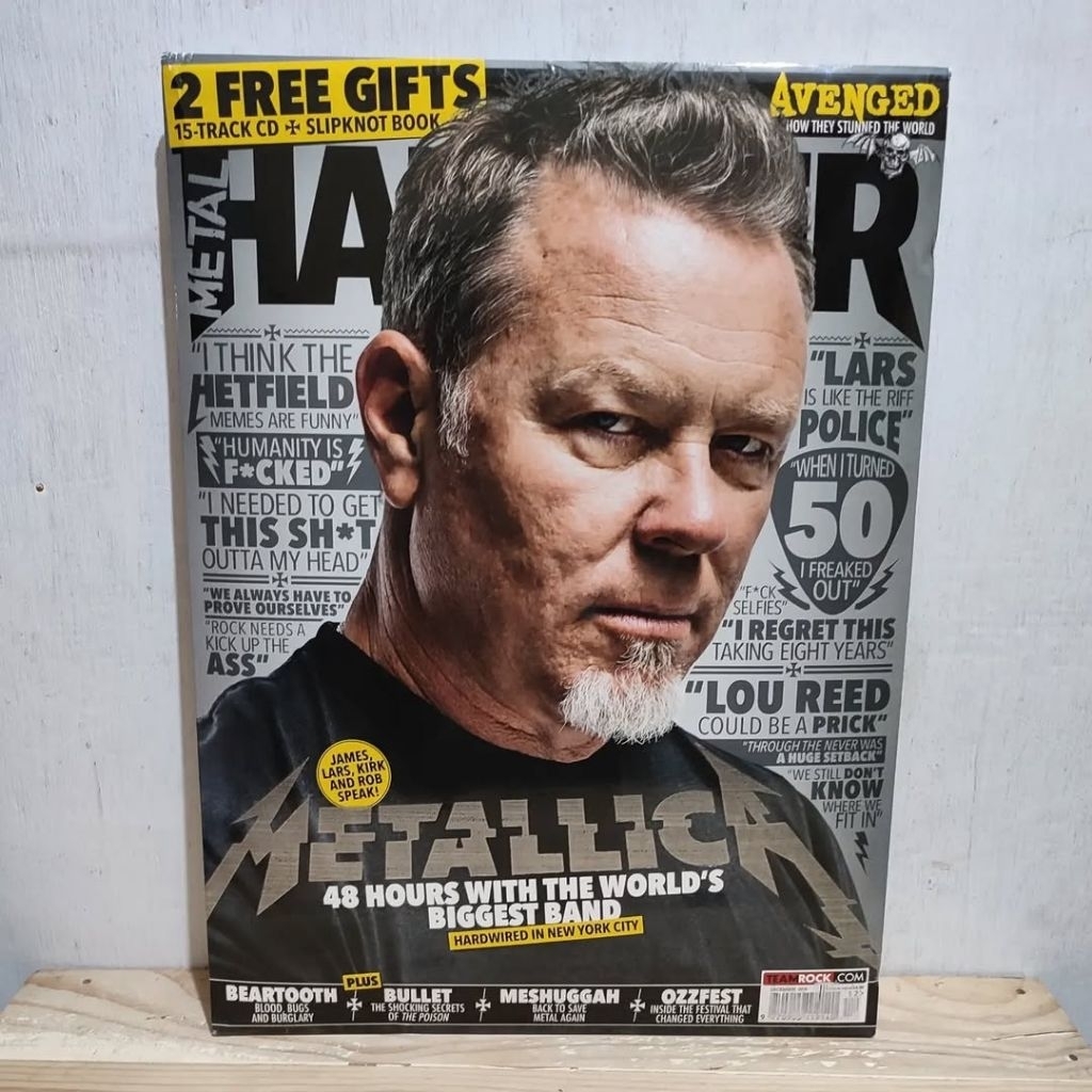 Majalah METAL HAMMER Magazine Edisi December 2016 METALLICA (Include CD & Slipknot Book)