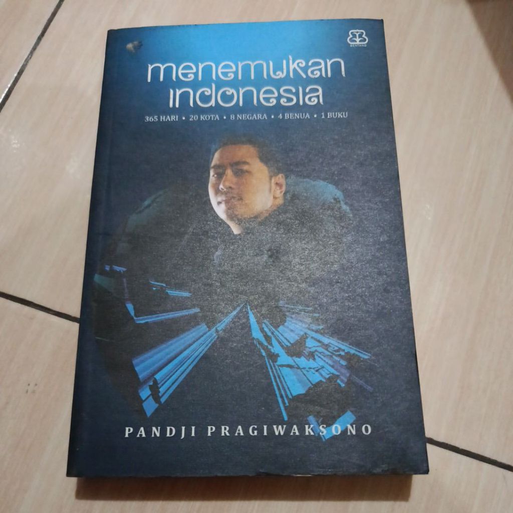 buku inspirasi pandji pragiwaksono bekas original
