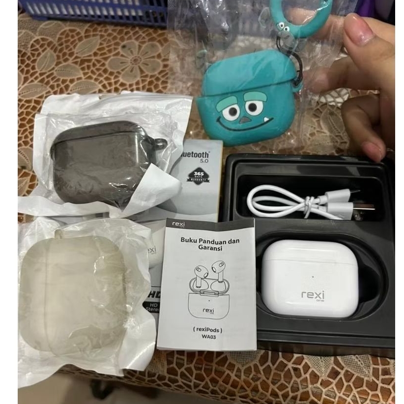 FOR SALE preloved second bekas headset Bluetooth rexi, cek deskripsi