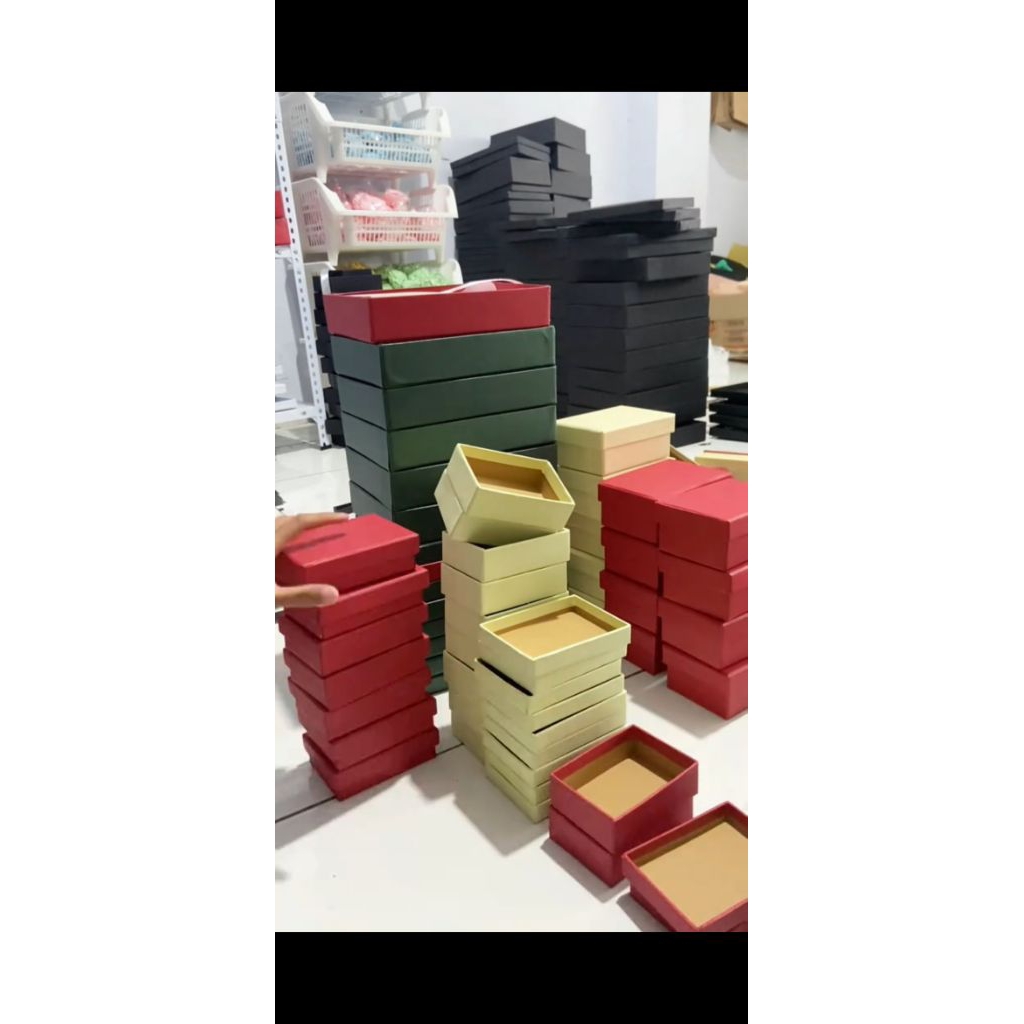 hardbox costum warna  hardbox hijab kado hampers