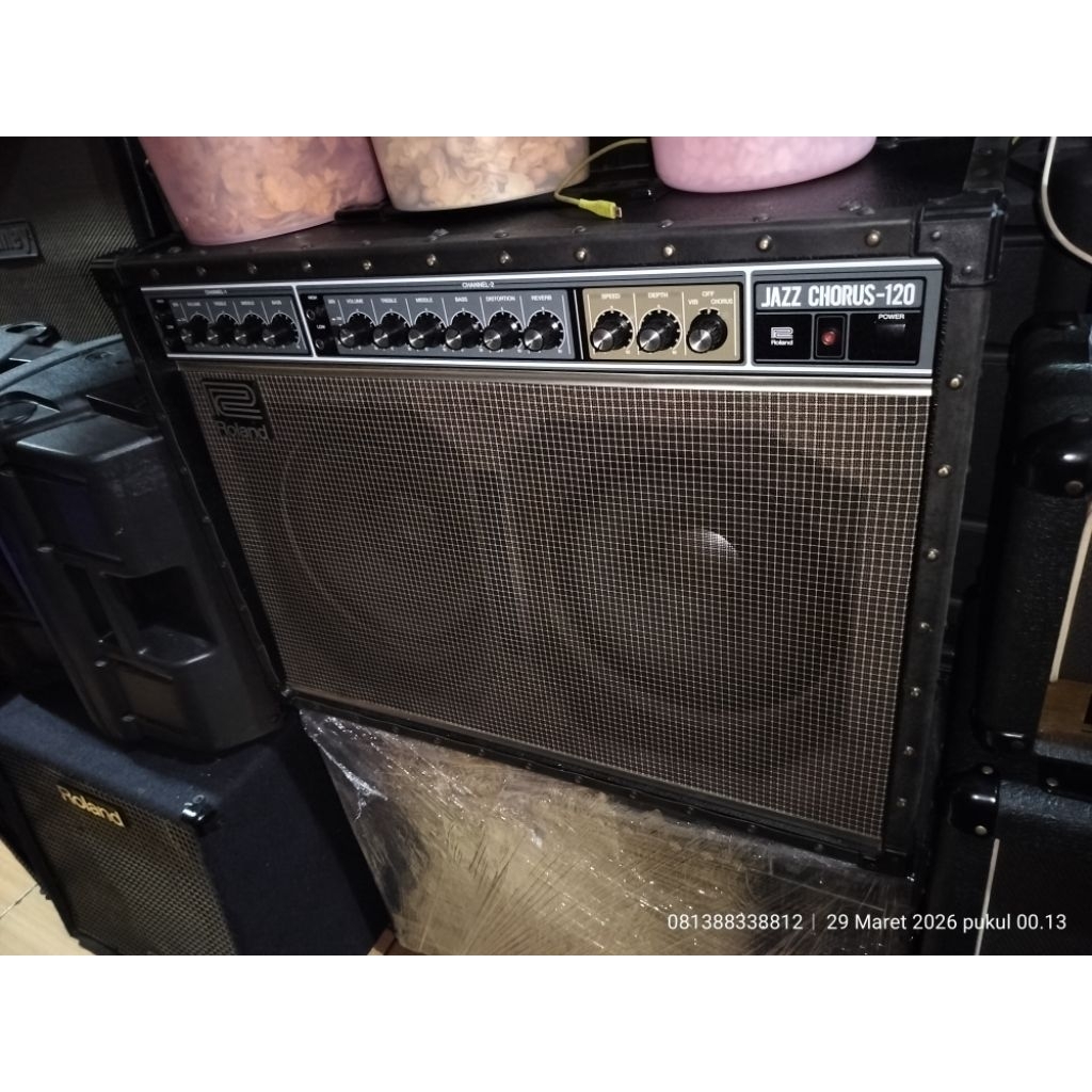 Roland jc120 japan like new