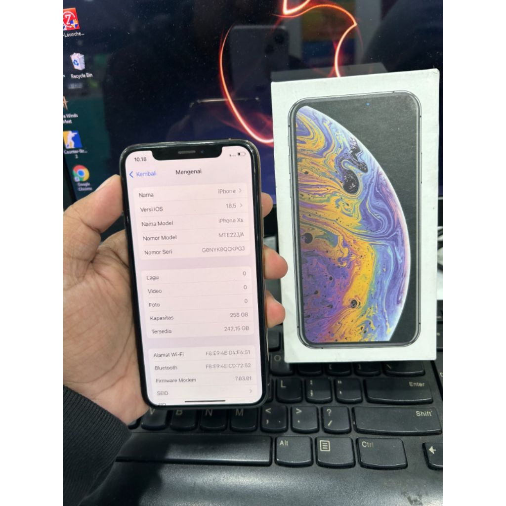 iphone xs 256gb unit dan dus . kondisi pernah ganti batre aja , selebih nya masih orian semua normal