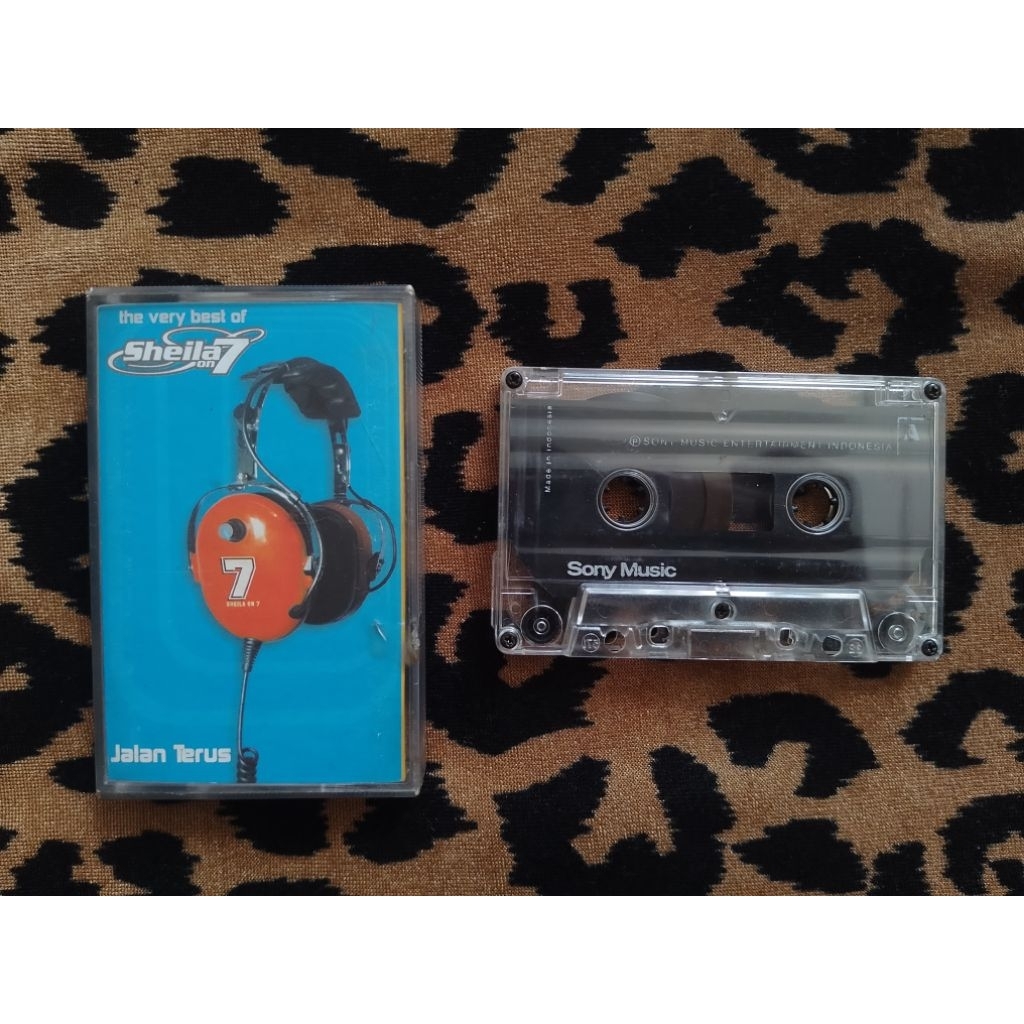 Kaset pita Sheila On 7 Jalan Terus
