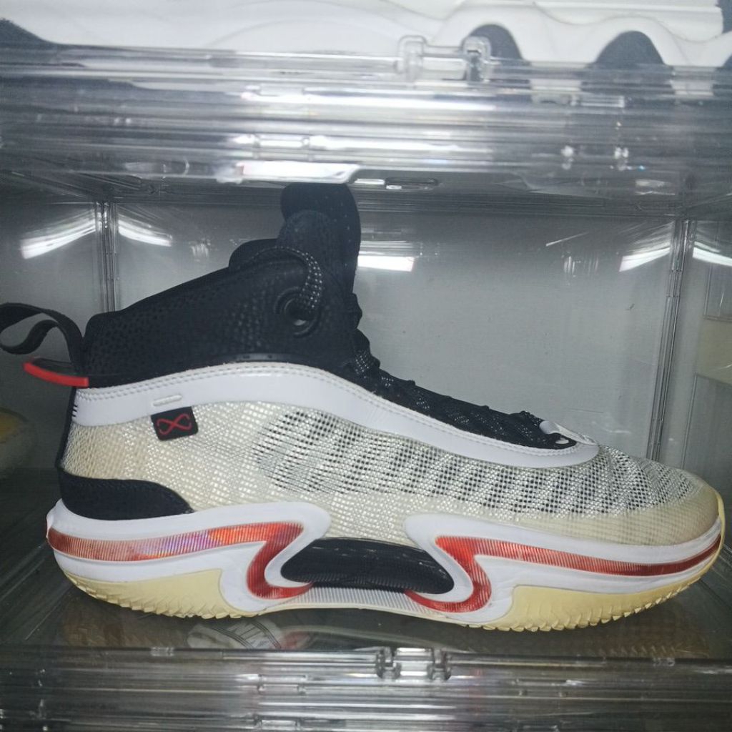 Jual Sepatu Basket Second