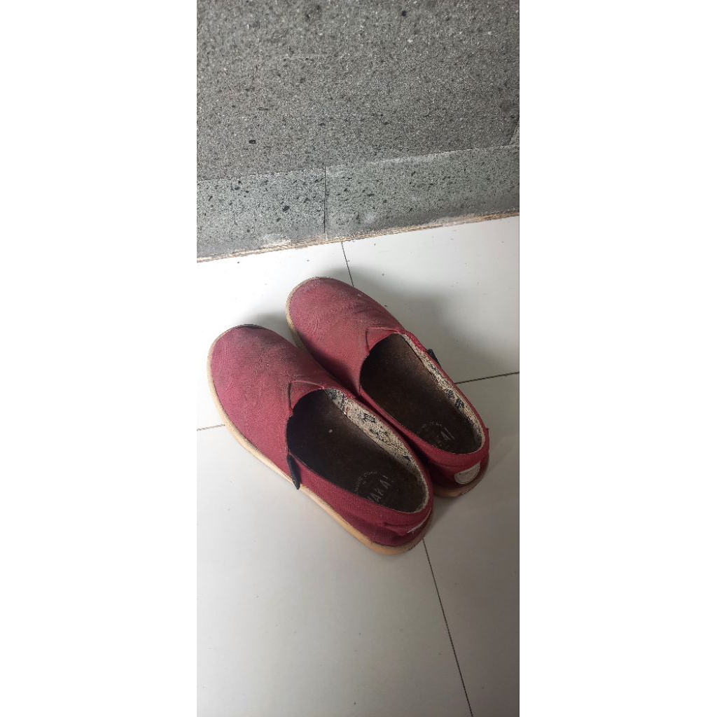 preloved sepatu wakai