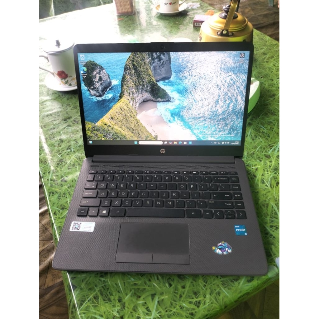 laptop hp 240 gen 7 (Seken pemakaian pribadi)